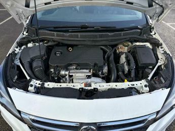 Vauxhall Astra 1.4i Turbo Elite Nav Auto Euro 6 (s/s) 5dr