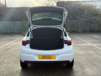 Vauxhall Astra 1.4i Turbo Elite Nav Auto Euro 6 (s/s) 5dr