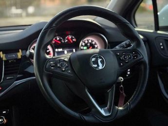 Vauxhall Astra 1.4i Turbo Elite Nav Auto Euro 6 (s/s) 5dr