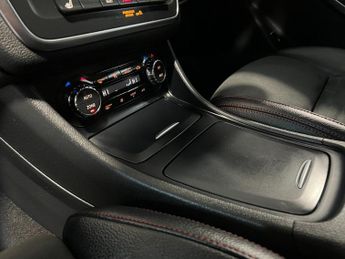 Mercedes-Benz CLA 2.0 CLA250 AMG Coupe 7G-DCT 4MATIC Euro 6 (s/s)