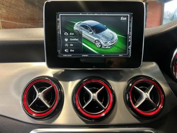 Mercedes-Benz CLA 2.0 CLA250 AMG Coupe 7G-DCT 4MATIC Euro 6 (s/s)