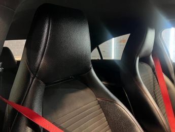 Mercedes-Benz CLA 2.0 CLA250 AMG Coupe 7G-DCT 4MATIC Euro 6 (s/s)