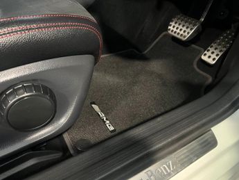 Mercedes-Benz CLA 2.0 CLA250 AMG Coupe 7G-DCT 4MATIC Euro 6 (s/s)