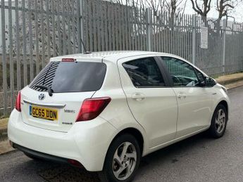 Toyota Yaris 1.5 VVT-h Icon E-CVT Euro 6 5dr