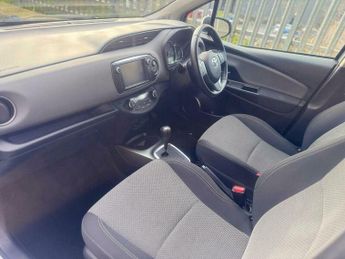 Toyota Yaris 1.5 VVT-h Icon E-CVT Euro 6 5dr