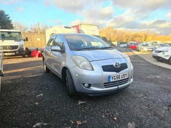 Toyota Yaris VVTI T SPIRIT