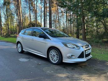 Ford Focus 1.6T EcoBoost Zetec S Euro 5 (s/s) 5dr