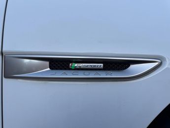 Jaguar XF 2.0d R-Sport Saloon 4dr Diesel Auto Euro 6 (s/s) (180 ps)