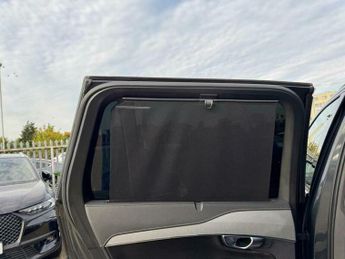 Volvo XC90 2.0h T8 Twin Engine Recharge 11.6kWh R-Design Auto 4WD Euro 6 (s