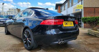 Jaguar XE 2.0d Portfolio Auto Euro 6 (s/s) 4dr