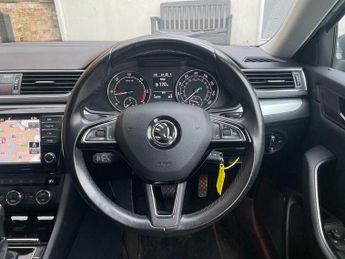 Skoda Superb SE TECHNOLOGY TDI DSG