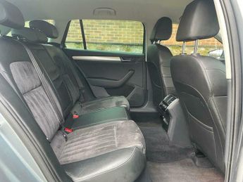 Skoda Superb SE TECHNOLOGY TDI DSG