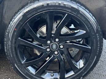 Land Rover Discovery Sport 2.0 TD4 HSE Dynamic Lux SUV 5dr Diesel Auto 4WD Euro 6 (s/s) (18