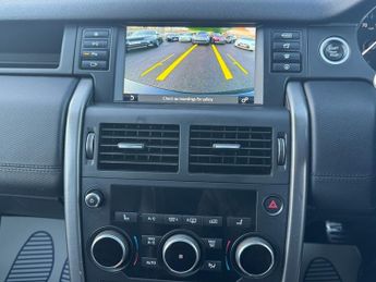 Land Rover Discovery Sport 2.0 TD4 HSE Dynamic Lux SUV 5dr Diesel Auto 4WD Euro 6 (s/s) (18