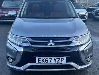 Mitsubishi Outlander 2.0h 12kWh 5hs SUV 5dr Petrol Plug-in Hybrid CVT 4WD Euro 6 (s/s