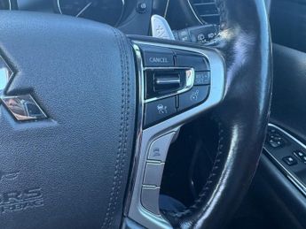 Mitsubishi Outlander 2.0h 12kWh 5hs SUV 5dr Petrol Plug-in Hybrid CVT 4WD Euro 6 (s/s