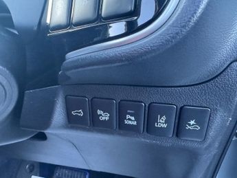 Mitsubishi Outlander 2.0h 12kWh 5hs SUV 5dr Petrol Plug-in Hybrid CVT 4WD Euro 6 (s/s