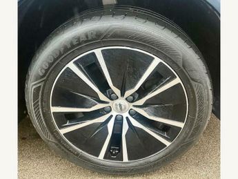 Volvo XC90 RECHARGE T8 CORE AWD