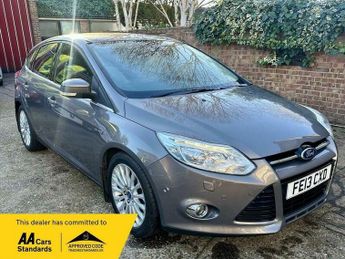 Ford Focus 1.0T EcoBoost Titanium X Euro 5 (s/s) 5dr