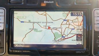 Nissan Leaf 24kWh Auto 5dr