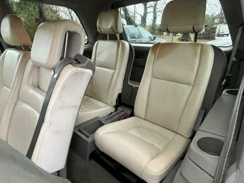 Volvo XC90 2.4 D5 SE Geartronic AWD 5dr