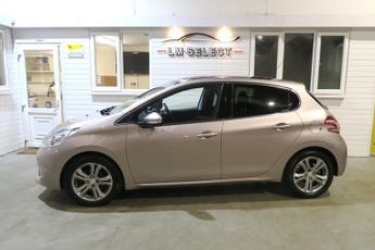 Peugeot 208 ALLURE 120