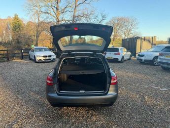 Mercedes-Benz C Class 2.1 C220d SE Executive Edition G-Tronic+ Euro 6 (s/s) 5dr