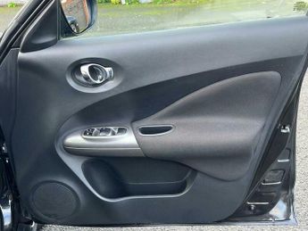Nissan Juke 1.6 Acenta Premium CVT Euro 5 5dr