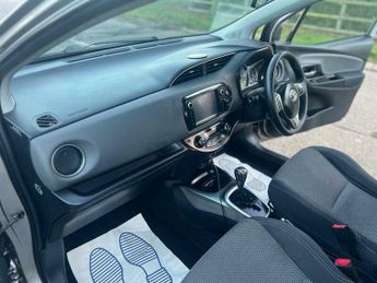 Toyota Yaris 1.5 VVT-h Icon E-CVT Euro 6 5dr