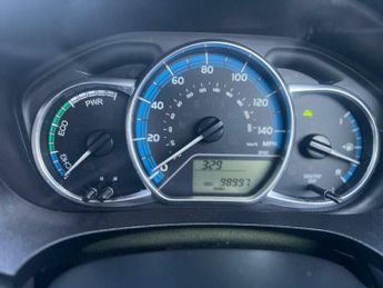 Toyota Yaris 1.5 VVT-h Icon E-CVT Euro 6 5dr