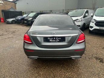 Mercedes-Benz E Class 2.0 E220d SE G-Tronic+ Euro 6 (s/s) 4dr