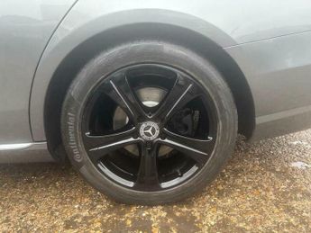 Mercedes-Benz E Class 2.0 E220d SE G-Tronic+ Euro 6 (s/s) 4dr