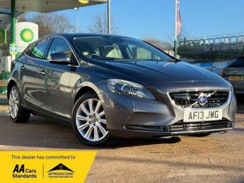 Volvo V40 2.0 D3 SE Lux Nav Hatchback 5dr Diesel Manual Euro 5 (s/s) (150 