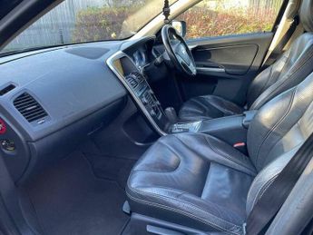 Volvo XC60 2.4 D3 R-Design Geartronic AWD Euro 5 5dr