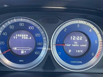 Volvo XC60 2.4 D3 R-Design Geartronic AWD Euro 5 5dr