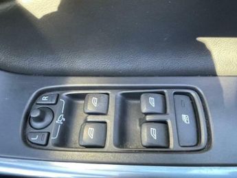 Volvo XC60 2.4 D3 R-Design Geartronic AWD Euro 5 5dr