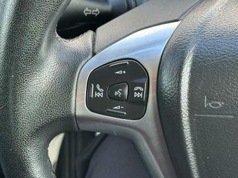 Ford B-Max 1.6 Titanium MPV 5dr Petrol Powershift Euro 5 (105 ps)