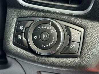 Ford B-Max 1.6 Titanium MPV 5dr Petrol Powershift Euro 5 (105 ps)
