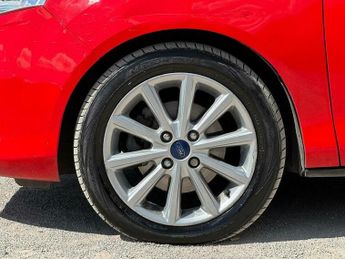 Ford B-Max 1.6 Titanium MPV 5dr Petrol Powershift Euro 5 (105 ps)