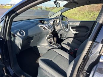 Ford Fiesta 1.4 Zetec Hatchback 5dr Petrol Automatic (154 g/km, 94 bhp)