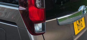 Toyota Noah 1.8L HYBRID AUTO 7 SEATS 5 DR