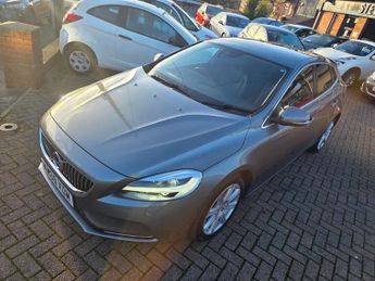 Volvo V40 T3 INSCRIPTION