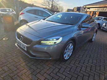 Volvo V40 T3 INSCRIPTION