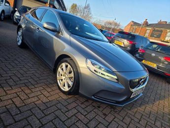 Volvo V40 T3 INSCRIPTION