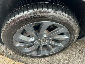 Land Rover Discovery Sport 2.0 D180 MHEV R-Dynamic S Auto 4WD Euro 6 (s/s) 5dr