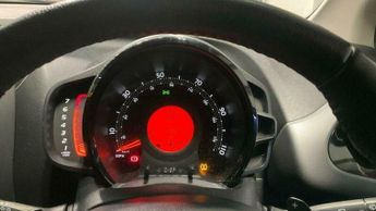 Toyota AYGO 1.0 VVT-i x-clusiv x-shift Euro 6 5dr (Safety Sense)