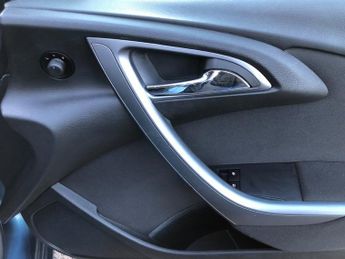 Vauxhall Astra EXCLUSIV