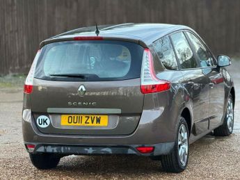 Renault Grand Scenic 1.5 dCi Expression EDC Euro 5 5dr