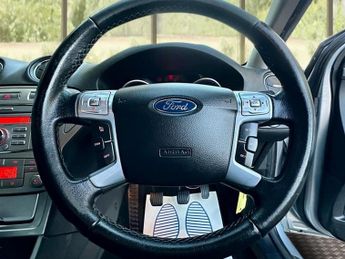 Ford Mondeo ZETEC TDCI 140