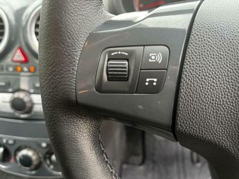 Vauxhall Corsa 1.2i ecoFLEX 16V SE Euro 5 (s/s) 5dr